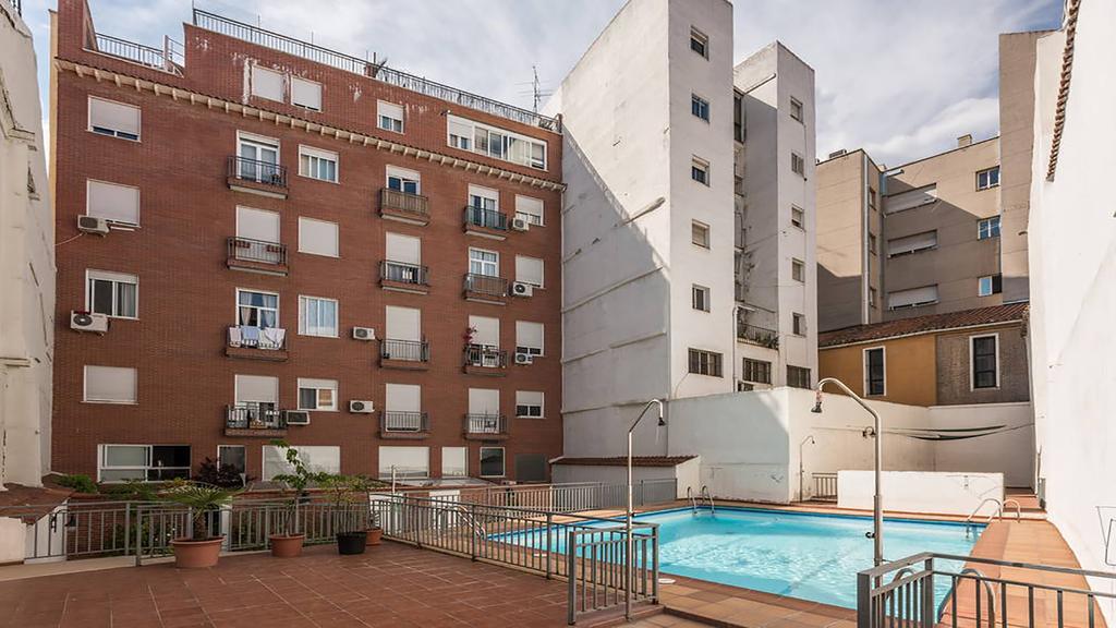 Concepcion Jeronima Apartment Madrid Luaran gambar
