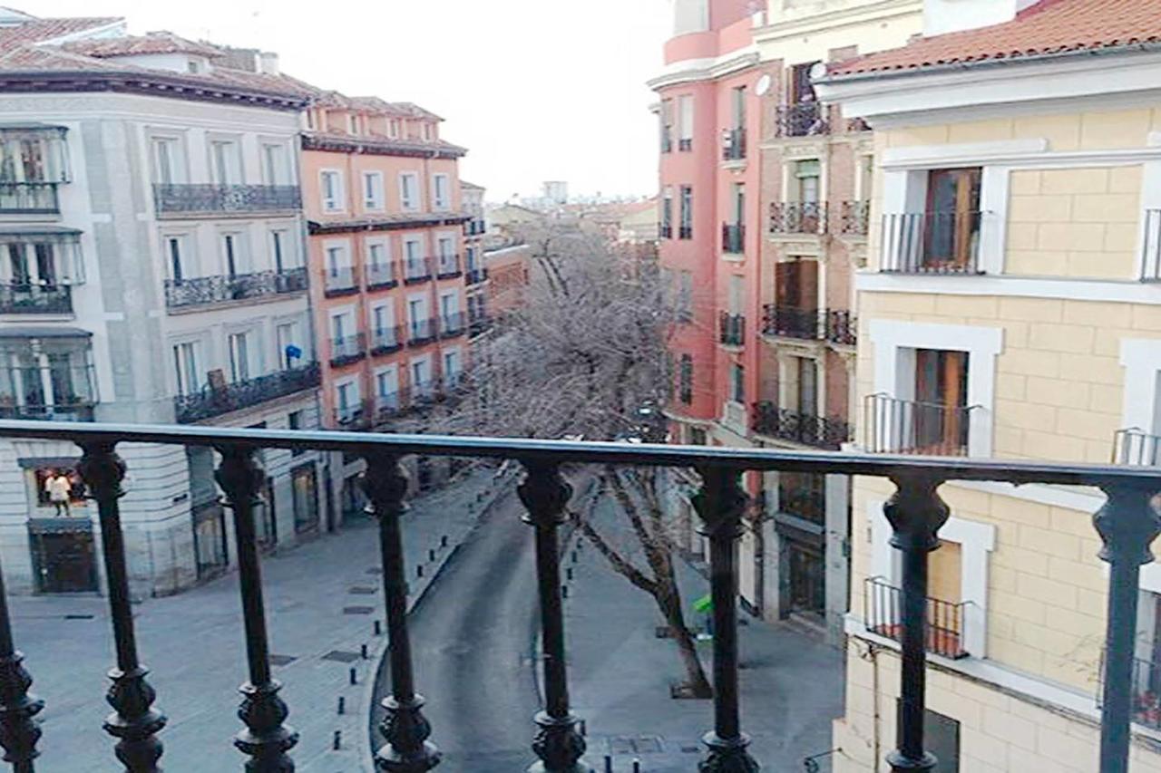Concepcion Jeronima Apartment Madrid Luaran gambar